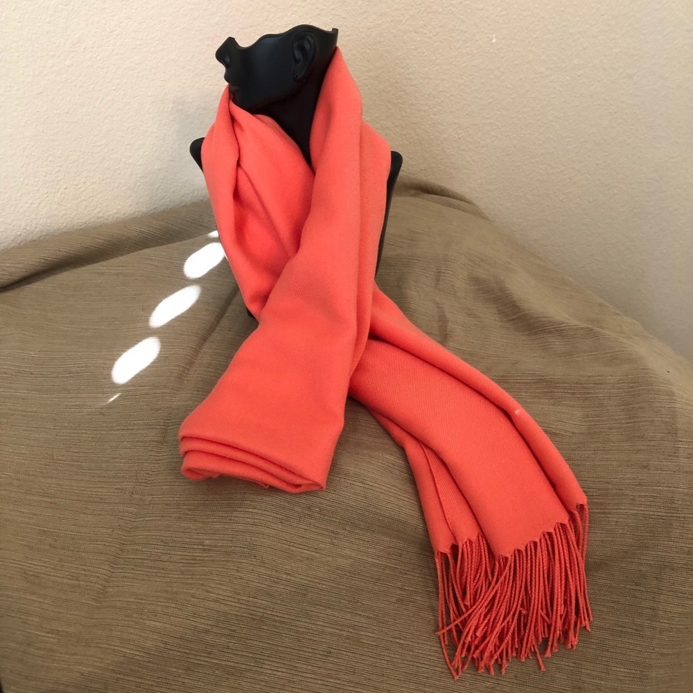 NWOT PASMINA SCARF - Picture 2 of 5